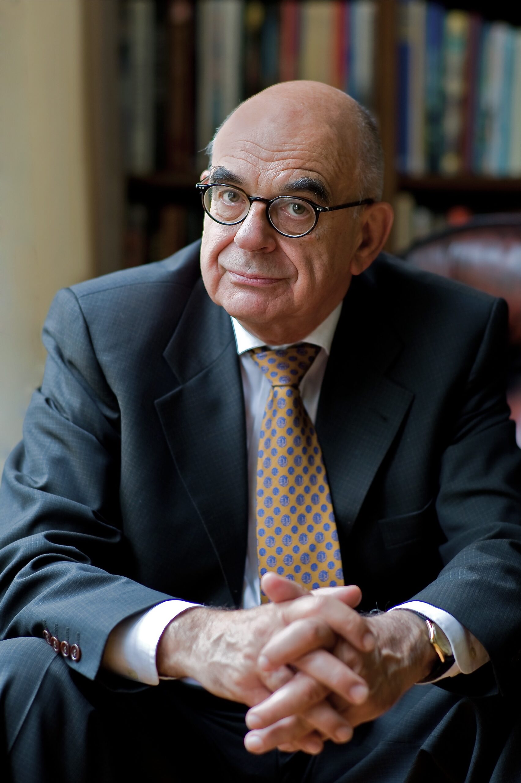 Photo of Professor Dr. Jan Pronk